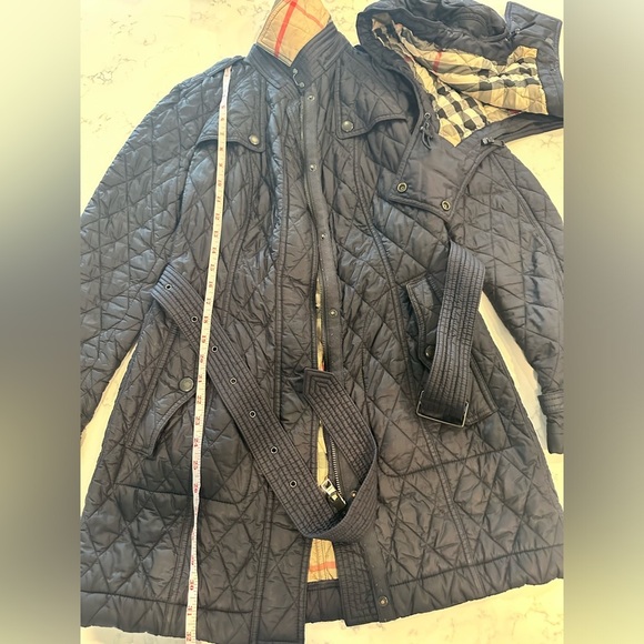 Authentic Burberry jacket for women - Picture 6 of 6